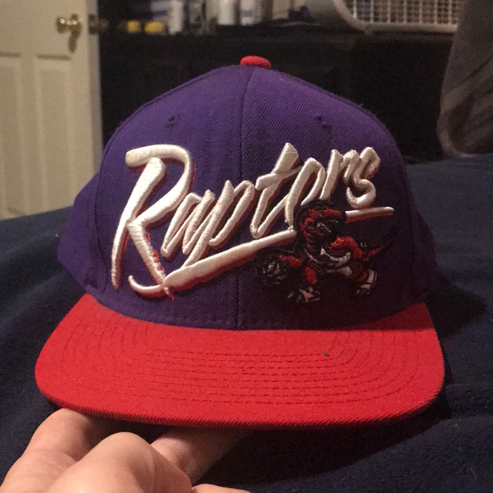 Vintage Toronto Raptor Hat. Will negotiate price.